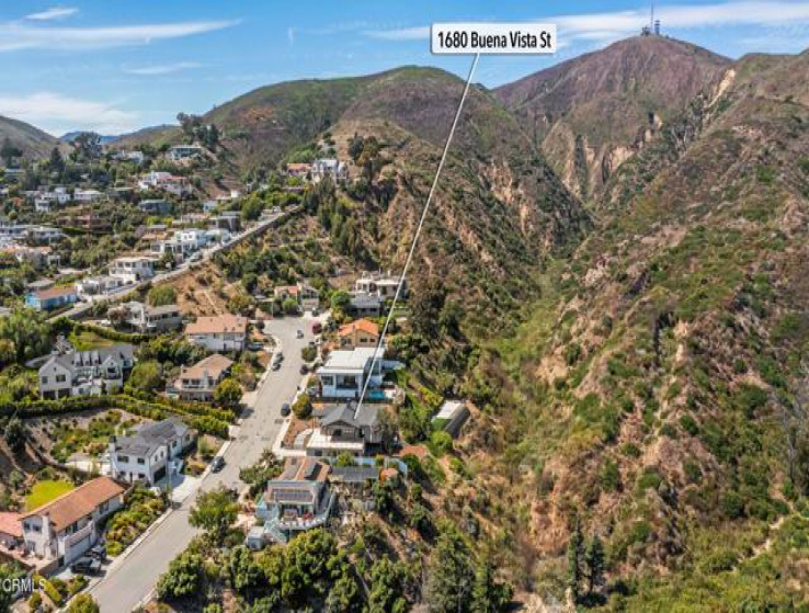 4 Bed Home for Sale in Ventura, California