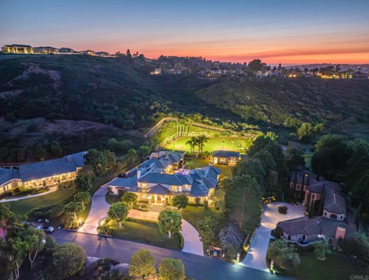 7 Bed Home for Sale in Rancho Santa Fe, California