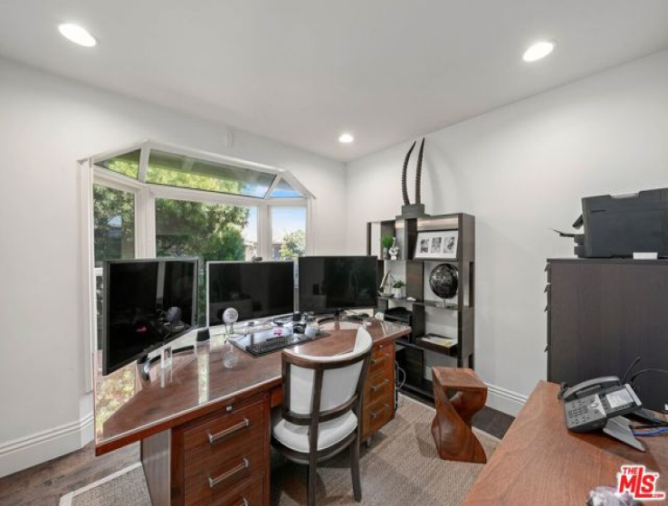 4 Bed Home for Sale in Pacific Palisades, California