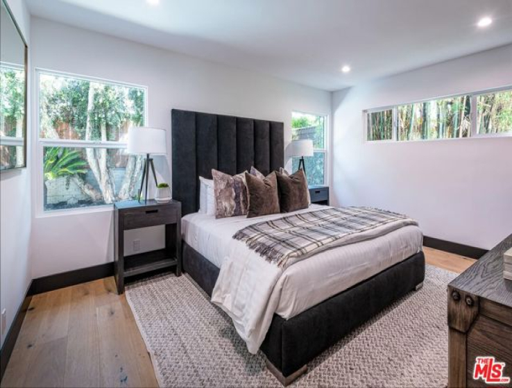 3 Bed Home for Sale in Studio City, California