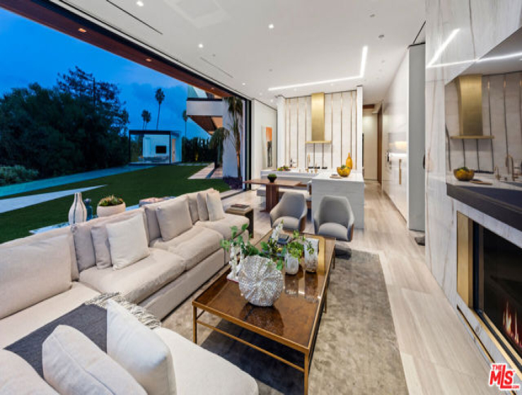 5 Bed Home for Sale in Beverly Hills, California