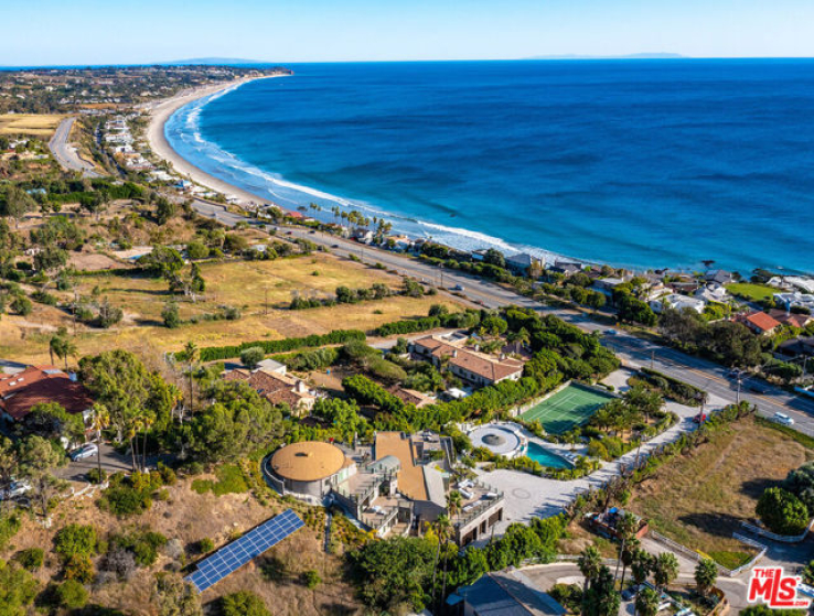 7 Bed Home for Sale in Malibu, California