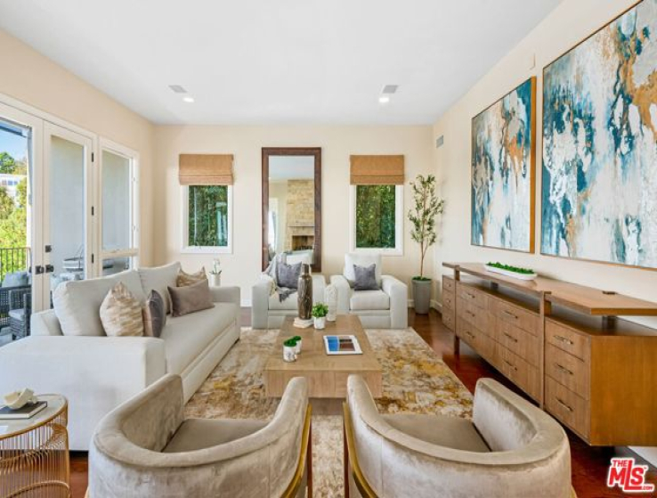 5 Bed Home for Sale in Pacific Palisades, California