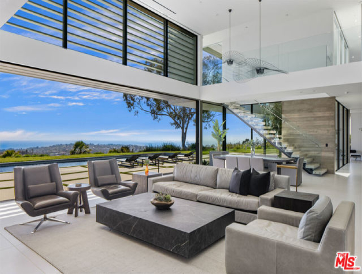 5 Bed Home for Sale in Malibu, California