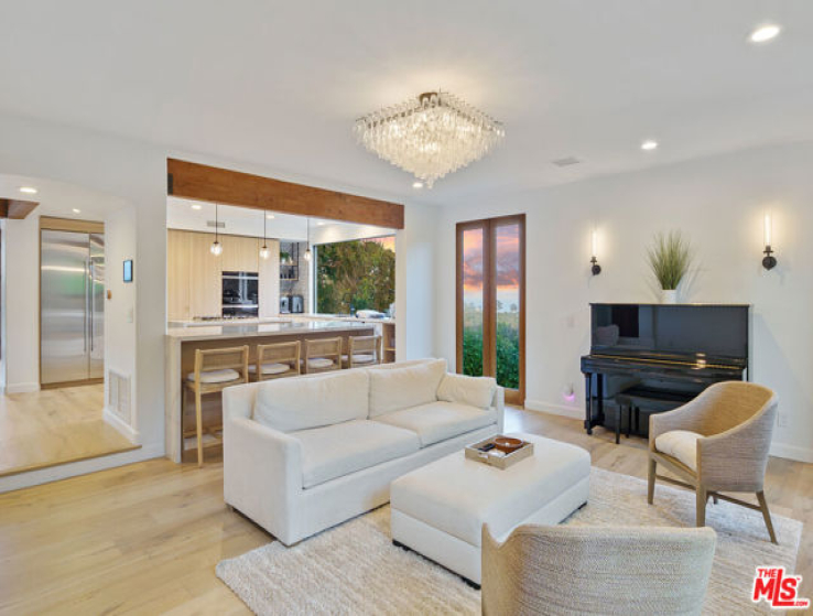 6 Bed Home for Sale in Malibu, California