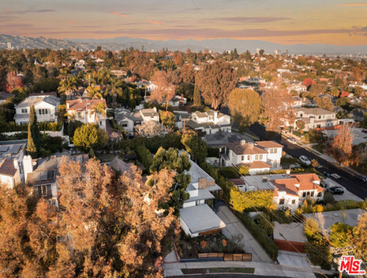 3 Bed Home for Sale in Los Angeles, California