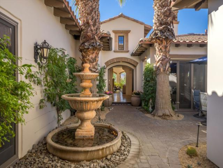 4 Bed Home for Sale in La Quinta, California