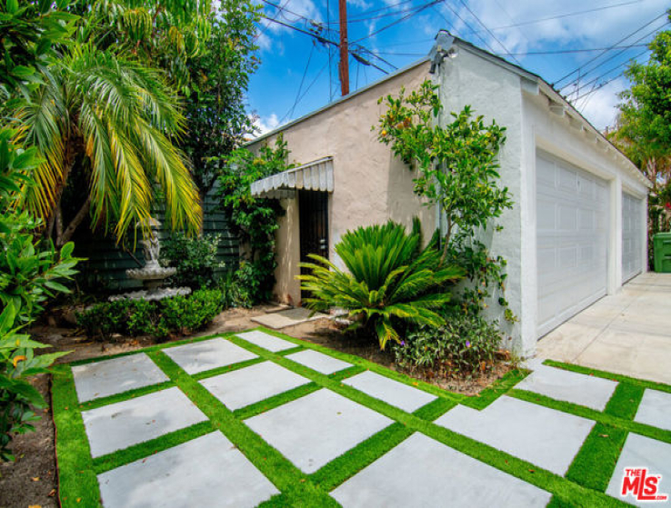 3 Bed Home to Rent in Los Angeles, California