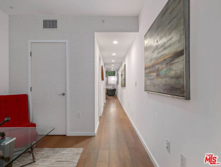 1 Bed Home for Sale in Santa Monica, California