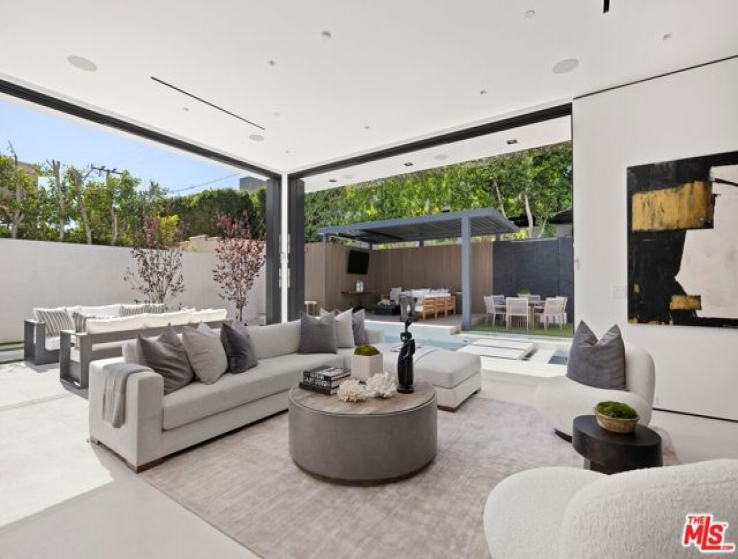 4 Bed Home for Sale in Beverly Hills, California