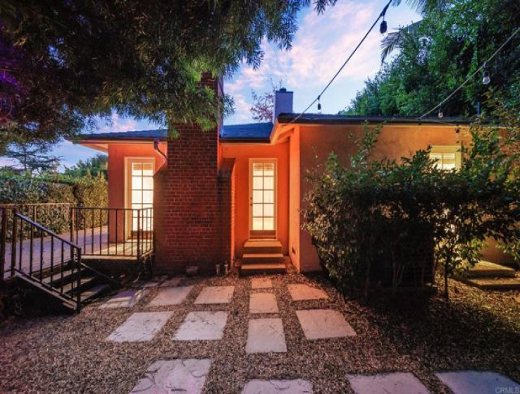 2 Bed Home for Sale in Los Angeles, California