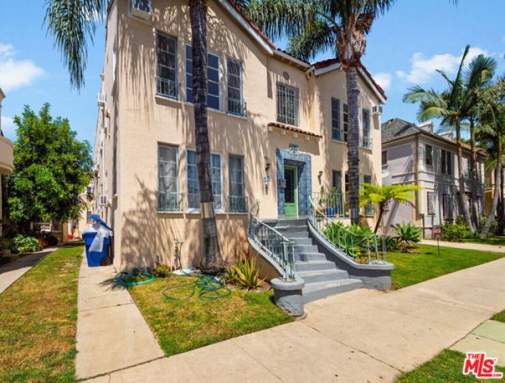  Income Home for Sale in Los Angeles, California