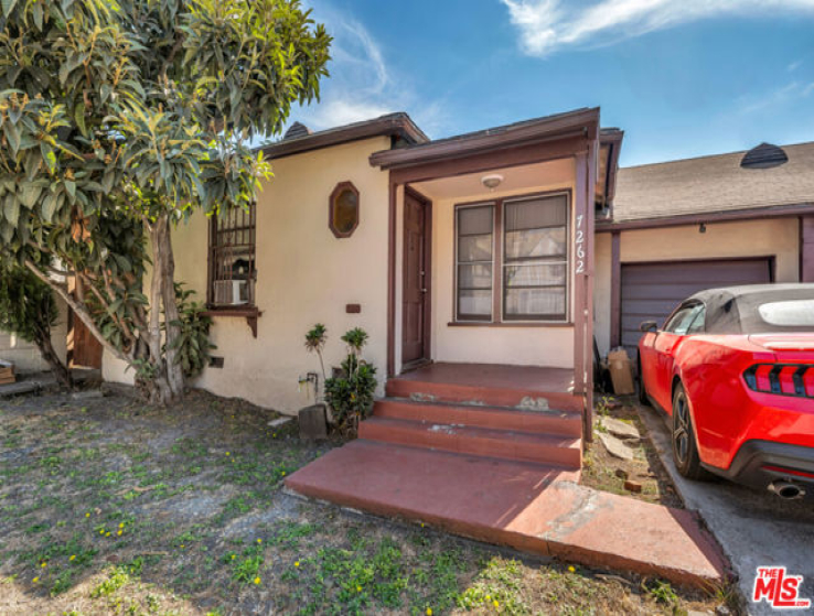  Income Home for Sale in Los Angeles, California