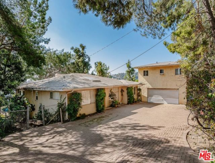 3 Bed Home for Sale in Los Angeles, California