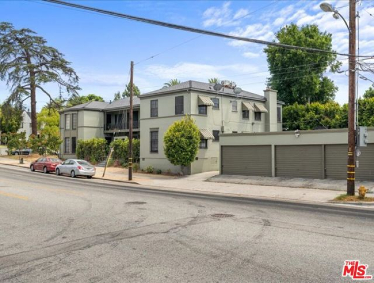  Income Home for Sale in Los Angeles, California