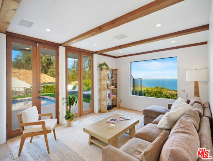 6 Bed Home for Sale in Malibu, California