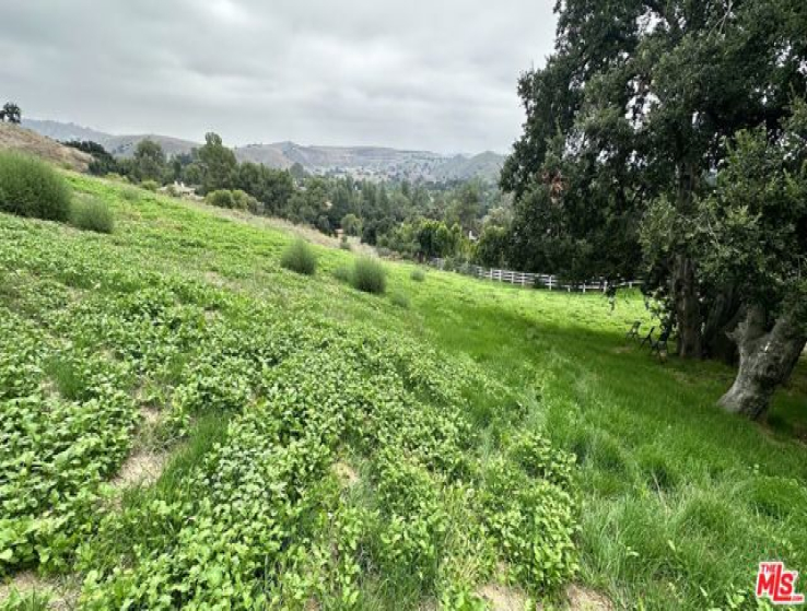  Land for Sale in Agoura Hills, California