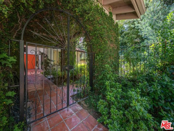 3 Bed Home for Sale in Los Angeles, California