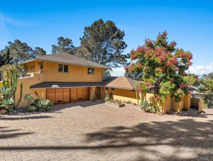 5 Bed Home for Sale in Del Mar, California