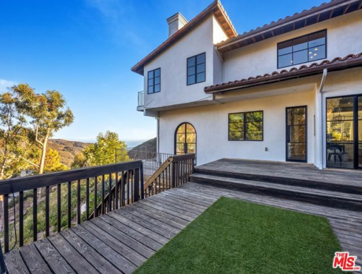 4 Bed Home for Sale in Malibu, California