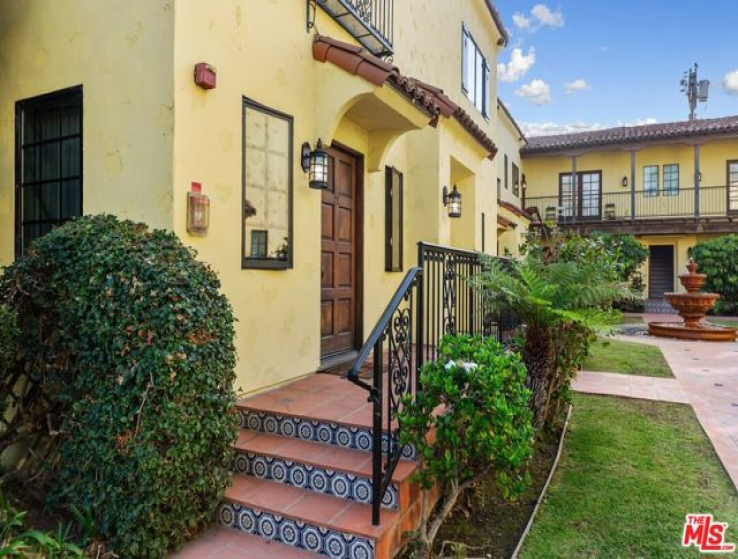  Income Home for Sale in Los Angeles, California