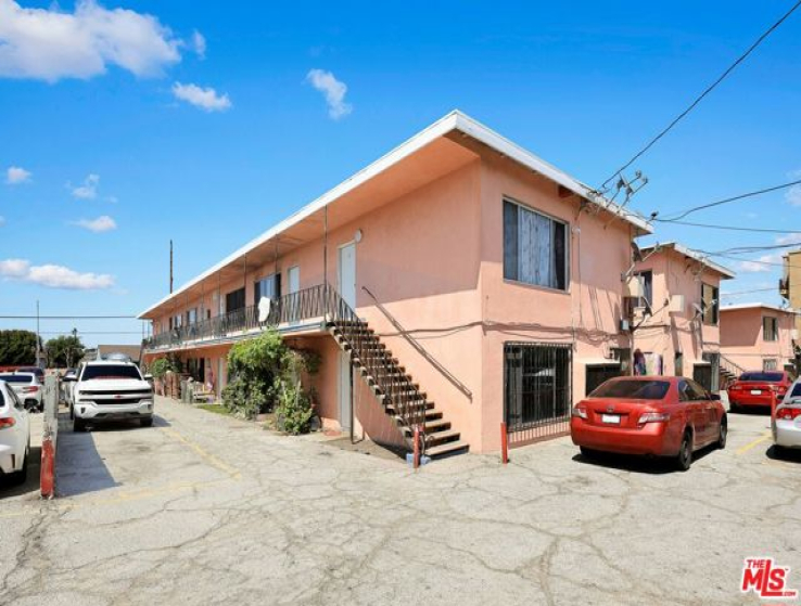  Income Home for Sale in Los Angeles, California