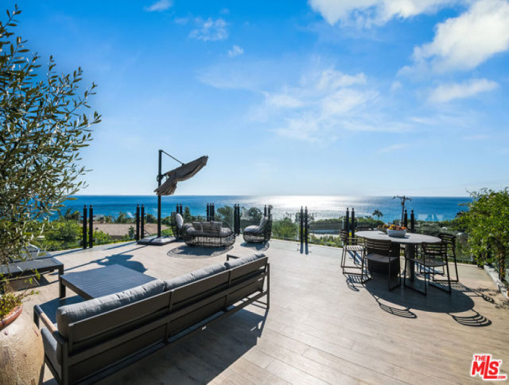 7 Bed Home for Sale in Malibu, California