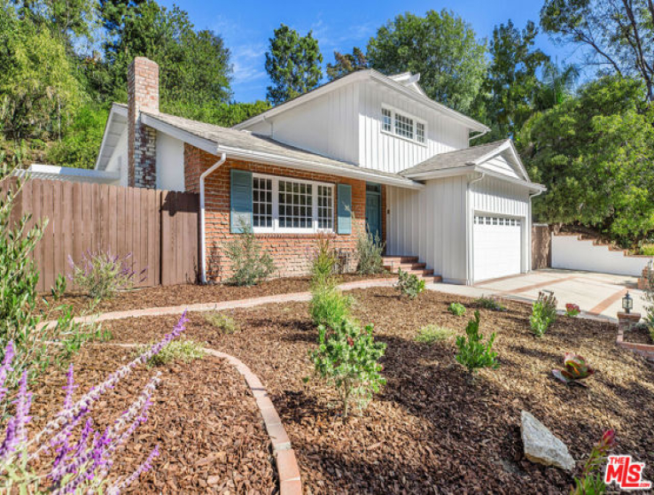 3 Bed Home for Sale in Studio City, California