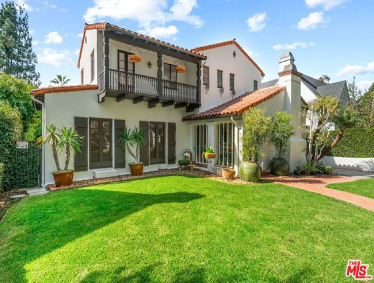 4 Bed Home for Sale in Los Angeles, California