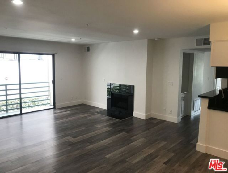  Income Home for Sale in West Hollywood, California