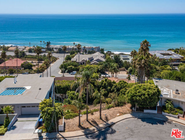  Land for Sale in Malibu, California