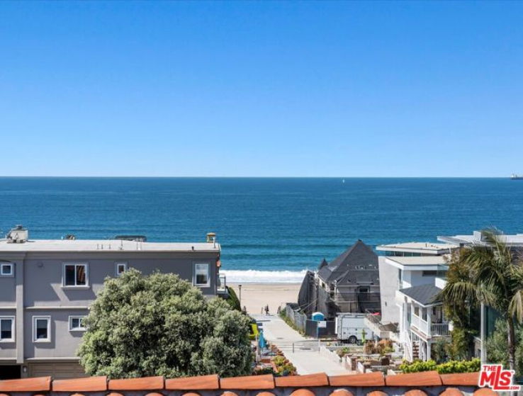 5 Bed Home to Rent in Manhattan Beach, California