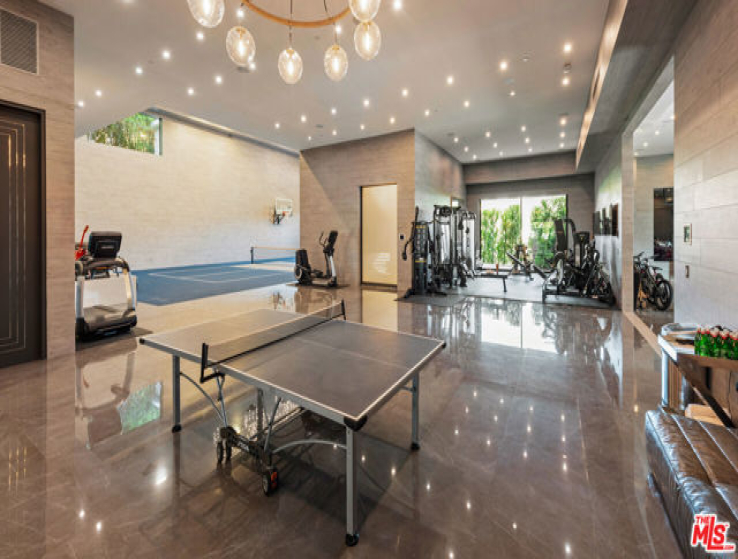 12 Bed Home for Sale in Beverly Hills, California