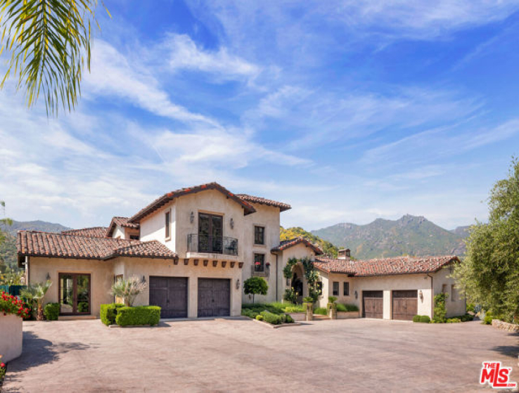 5 Bed Home for Sale in Agoura Hills, California