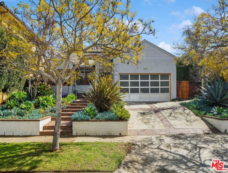 3 Bed Home for Sale in Pacific Palisades, California