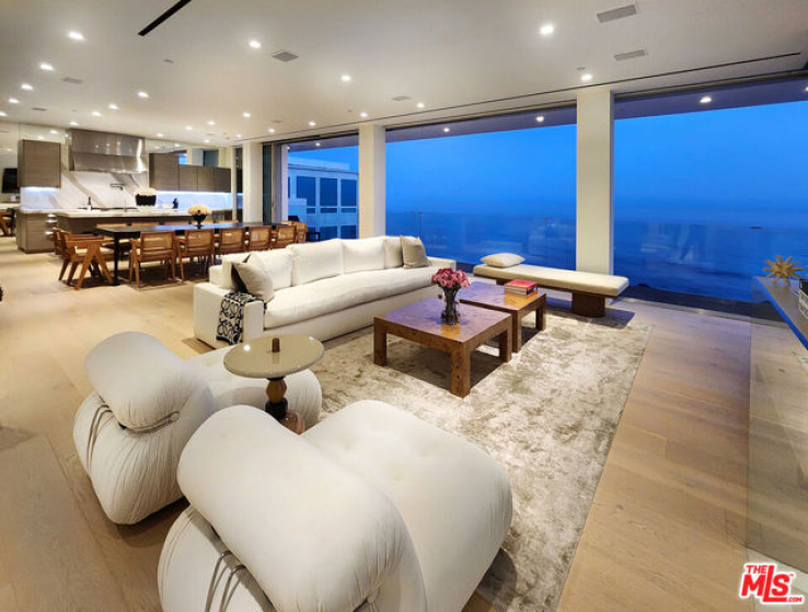 5 Bed Home for Sale in Malibu, California