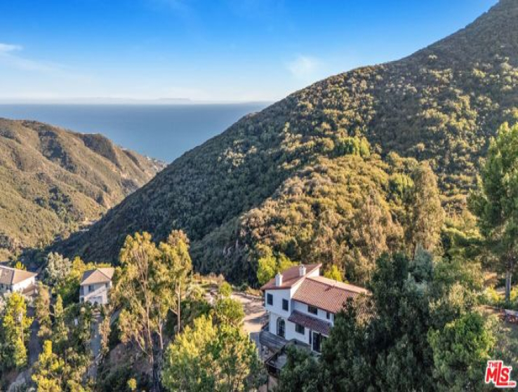 4 Bed Home for Sale in Malibu, California