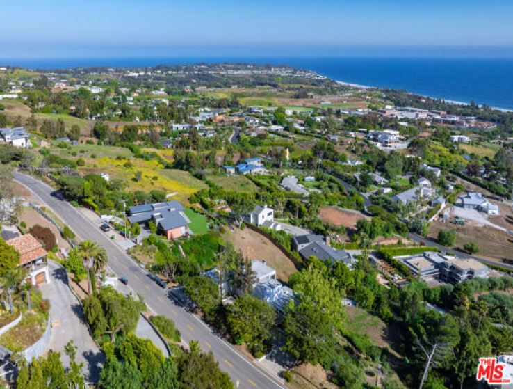 4 Bed Home for Sale in Malibu, California