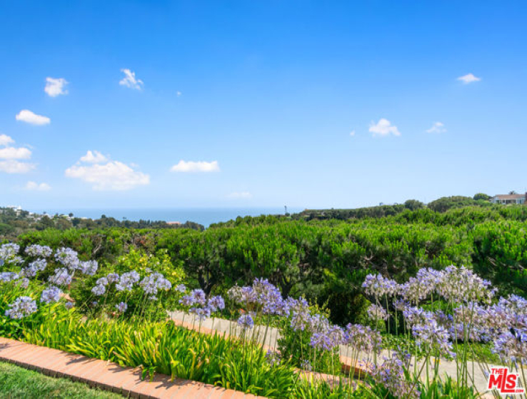 4 Bed Home for Sale in Pacific Palisades, California