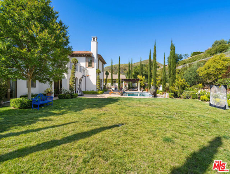 5 Bed Home for Sale in Calabasas, California