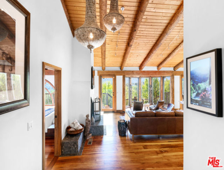 3 Bed Home for Sale in Topanga, California