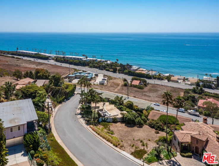  Land for Sale in Malibu, California