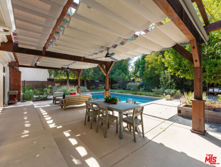 4 Bed Home for Sale in Studio City, California