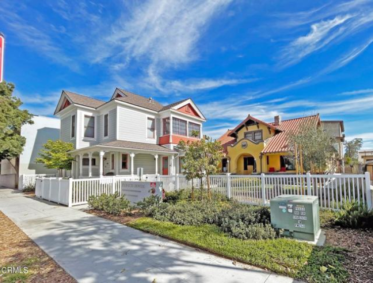  Income Home for Sale in Pasadena, California