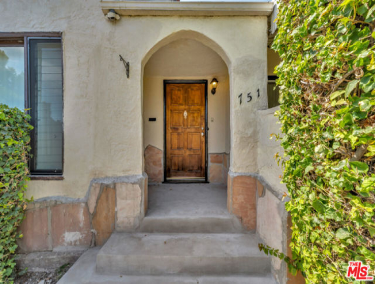  Income Home for Sale in Los Angeles, California