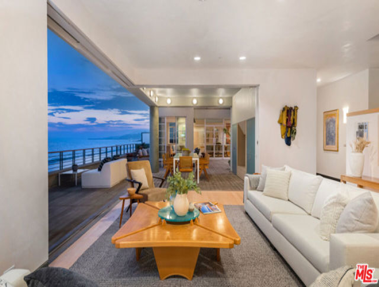 7 Bed Home for Sale in Malibu, California