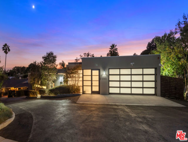 5 Bed Home for Sale in Beverly Hills, California