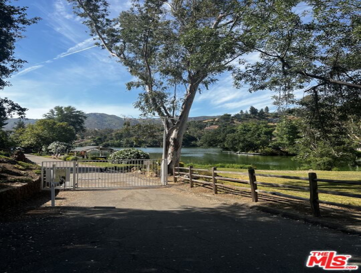 3 Bed Home for Sale in Agoura, California