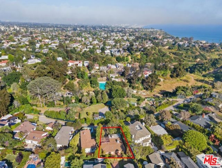 2 Bed Home for Sale in Pacific Palisades, California