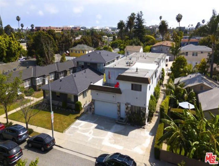  Income Home for Sale in Santa Monica, California